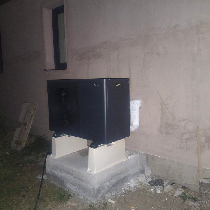 Pompă de căldură Vaillant aroTHERM pro 7kW în Curtea de Argeș – casă nouă cu încălzire în pardoseală
